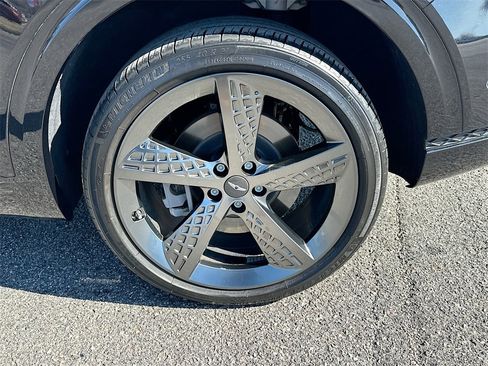 Used 2022 Genesis GV70 3.5T Sport w/ Sport Prestige Package image 24