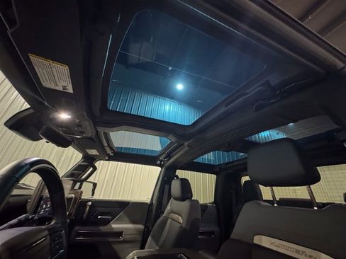 Used 2024 GMC Hummer EV 3X image 20