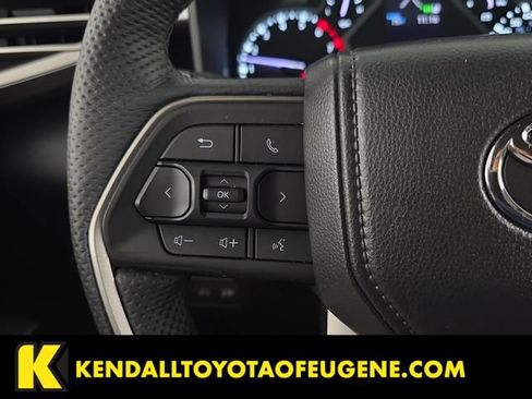Certified 2025 Toyota Tundra SR5 w/ SR5 Premium Package AWD/4WD image 16