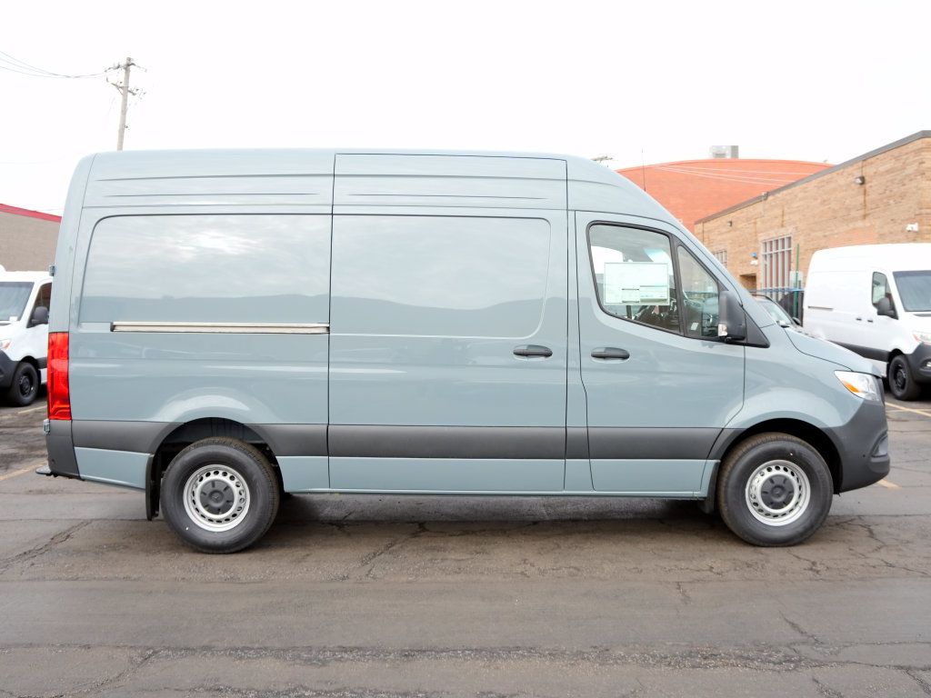 Used 2026 Mercedes-Benz Sprinter 2500 image 2