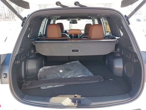 Used 2026 Subaru Forester Touring image 11