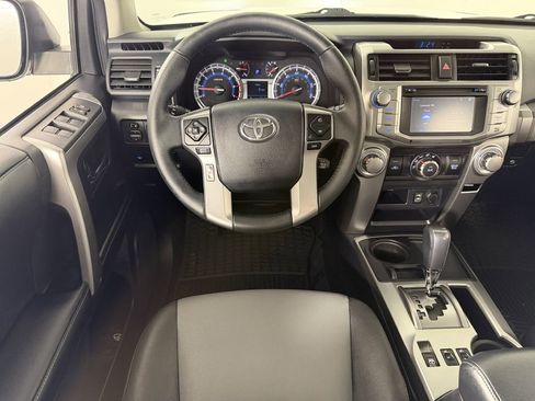 Used 2015 Toyota 4Runner SR5 Premium image 21
