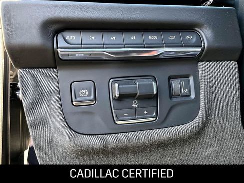 Used 2025 Cadillac Escalade Sport Platinum w/ LPO, ONYX Package AWD/4WD image 34