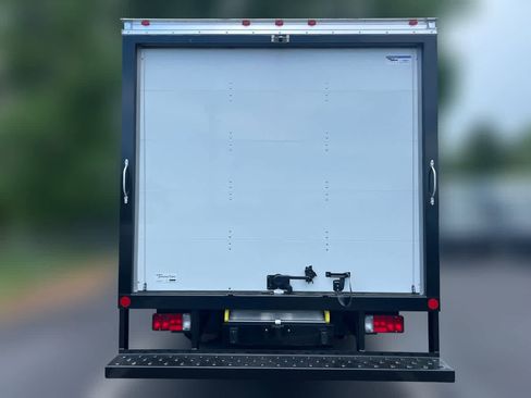 Used 2023 RAM ProMaster 3500 w/ Convenience Group image 4