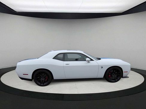Used 2023 Dodge Challenger SRT Hellcat w/ Driver Convenience Group image 9