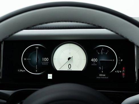 Certified 2026 Rolls-Royce Phantom Sedan RWD image 45
