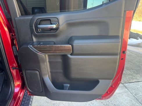 Used 2021 Chevrolet Silverado 1500 LT Trail Boss w/ Bed Protection Package AWD/4WD image 18