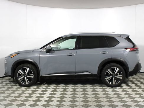 Used 2023 Nissan Rogue SL w/ SL Premium Package image 37