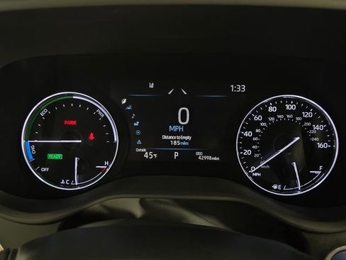 Used 2023 Toyota Sienna Platinum image 22