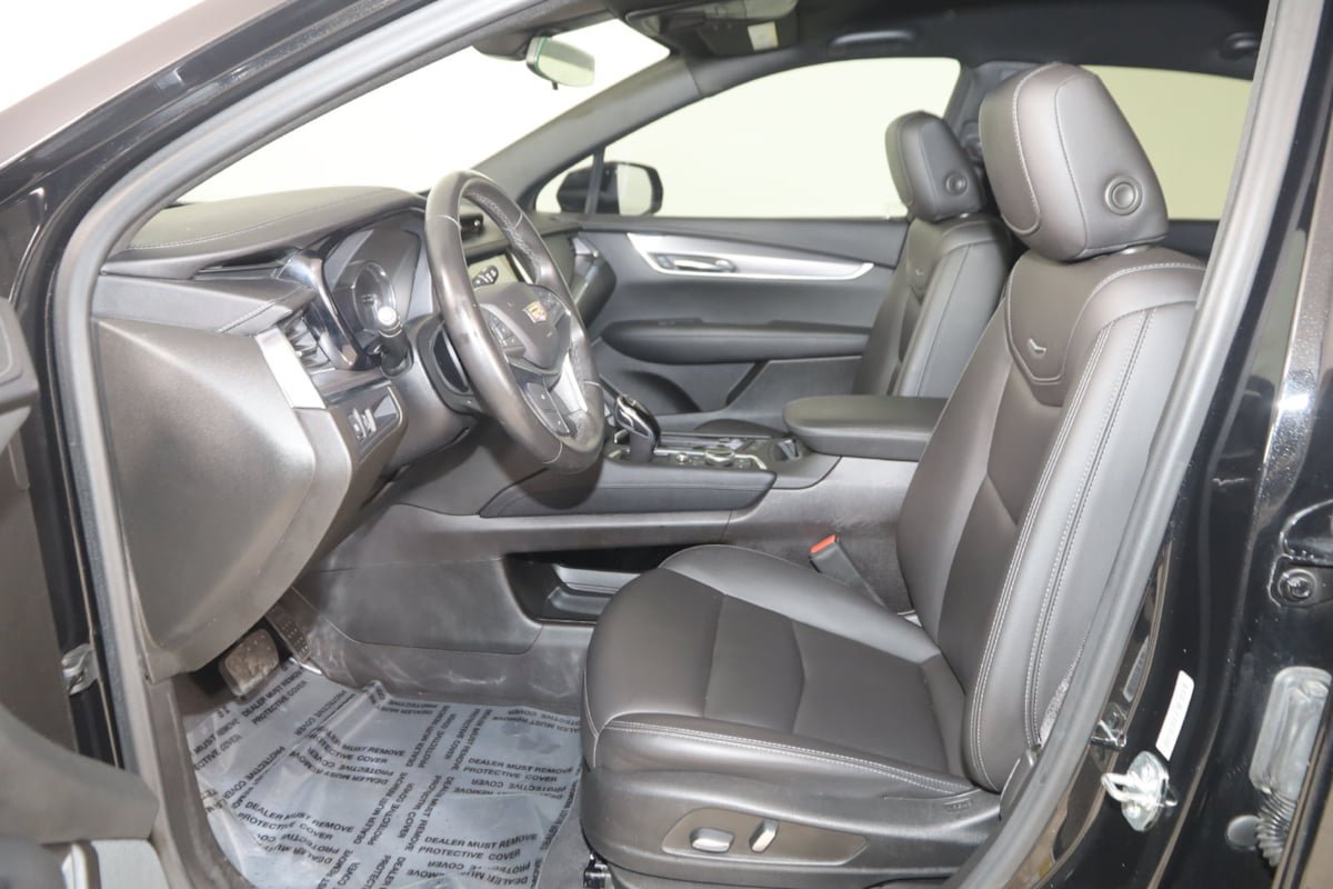 Used 2022 Cadillac XT5 Luxury FWD image 11
