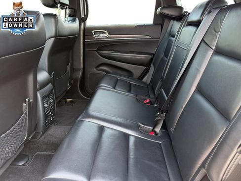 Used 2018 Jeep Grand Cherokee Limited AWD/4WD image 14