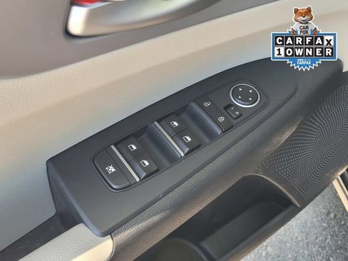Used 2023 Kia Forte LXS w/ LXS Technology Package FWD image 16