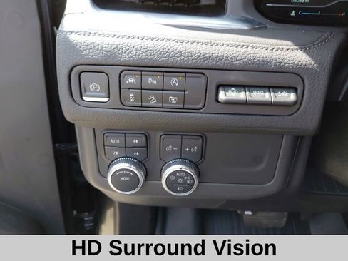 Used 2023 GMC Yukon Denali AWD/4WD image 14