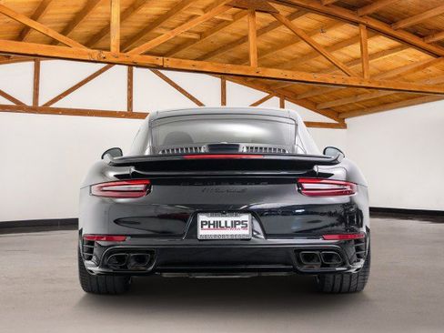 Used 2019 Porsche 911 Turbo S image 4