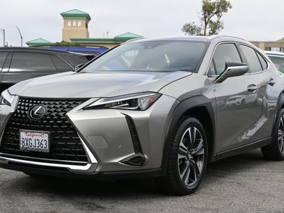 Used 2021 Lexus UX 200 w/ Accessory Package (Z1)
