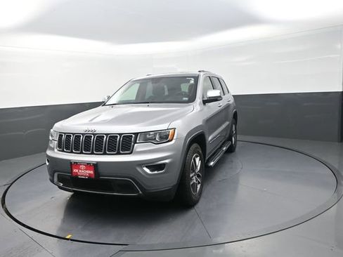 Used 2020 Jeep Grand Cherokee Limited w/ Luxury Group II AWD/4WD image 48