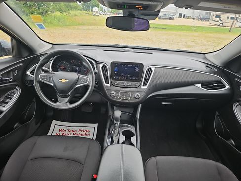 Used 2024 Chevrolet Malibu LT FWD image 15