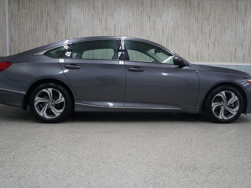 Used 2018 Honda Accord EX-L image 6