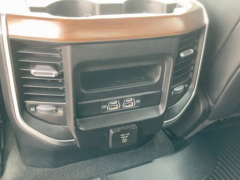 Used 2021 RAM 1500 Laramie w/ Laramie Southwest Edition RWD image 10