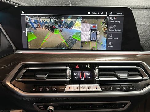 Used 2022 BMW X5 xDrive40i w/ Premium Package image 25