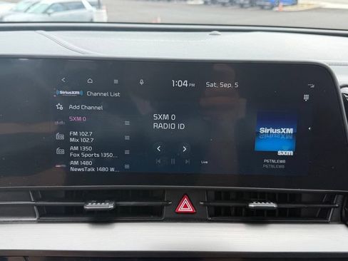 Used 2024 Kia Sportage EX FWD image 16