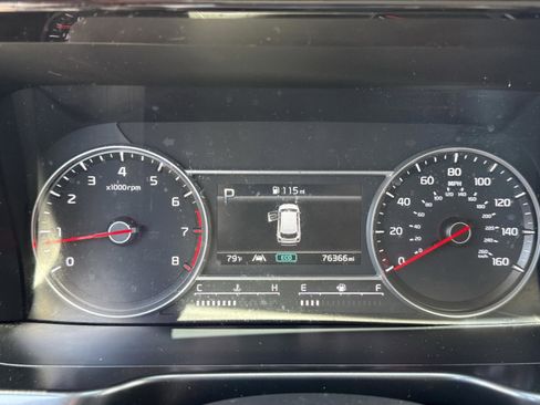 Used 2022 Kia Sorento LX FWD image 19