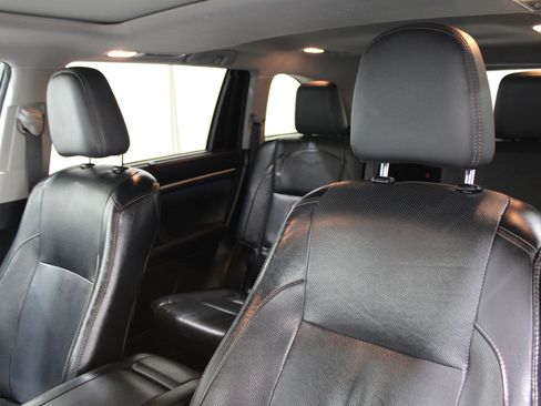 Used 2015 Toyota Highlander Limited image 5