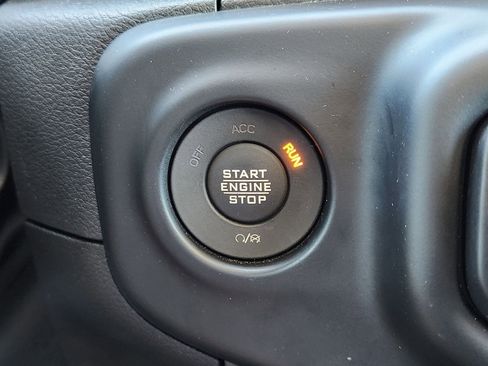 Used 2023 Jeep Wrangler Unlimited w/ Cold Weather Group image 32