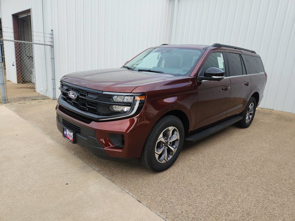 New 2027 Ford Expedition Max Active RWD image 4