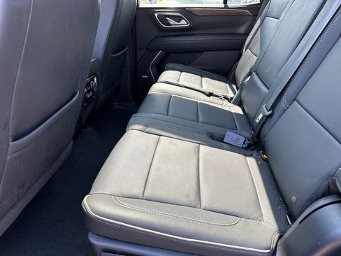 Used 2023 Chevrolet Tahoe Premier w/ Premium Package 2 image 21