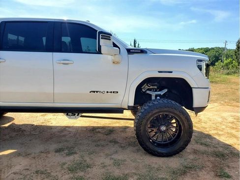 Used 2022 GMC Sierra 2500 AT4 w/ AT4 Preferred Package AWD/4WD image 18