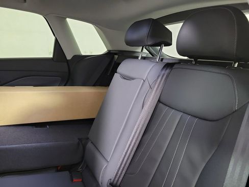 New 2026 Audi Q3 quattro 2.0T image 13