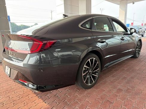 Used 2021 Hyundai Sonata Limited FWD image 11