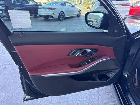 Used 2023 BMW M340i RWD image 8