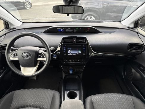 Used 2018 Toyota Prius Two w/ Prius Two Safety Plus Package FWD image 23