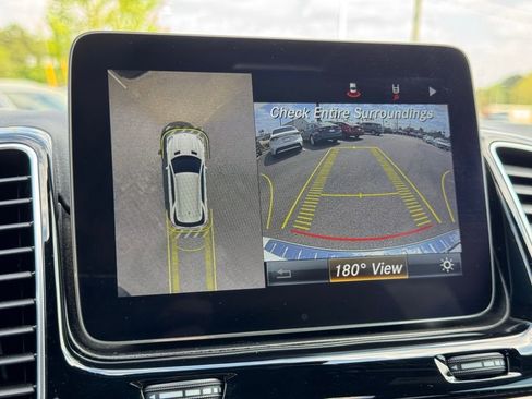 Used 2019 Mercedes-Benz GLE 400 4MATIC image 35