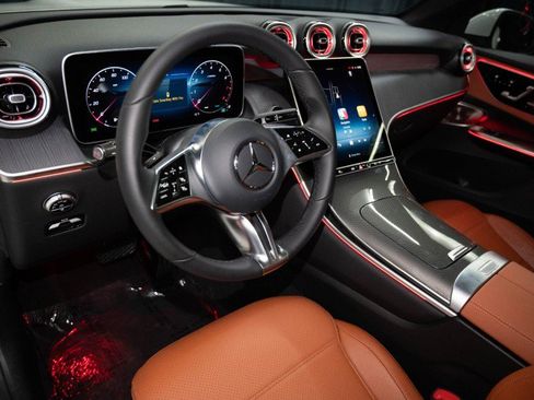 New 2026 Mercedes-Benz GLC 300 image 15