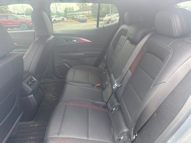 Certified 2024 Chevrolet Equinox EV RS FWD image 10
