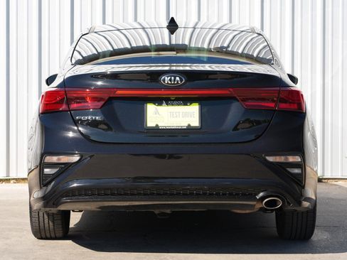 Used 2019 Kia Forte LXS image 10