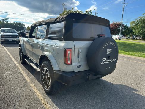 Used 2022 Ford Bronco Outer Banks AWD/4WD image 6