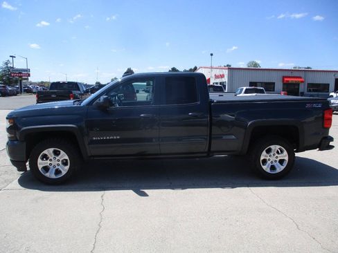 Used 2017 Chevrolet Silverado 1500 LT w/ All Star Edition AWD/4WD image 3