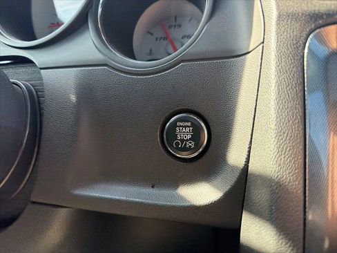 Used 2009 Dodge Challenger SRT8 RWD image 33