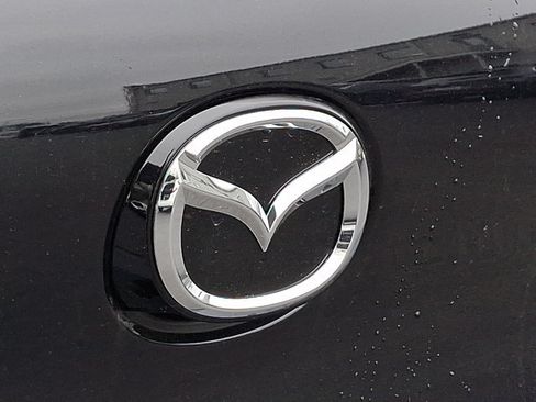 New 2026 MAZDA MAZDA3 Hatchback w/Premium Plus Pkg AWD/4WD image 21