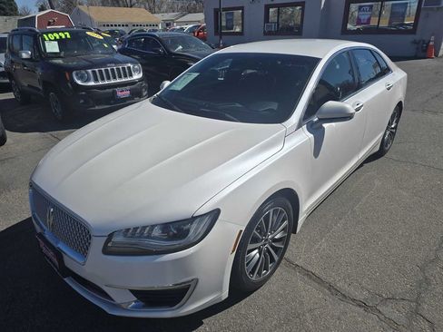 Used 2019 Lincoln MKZ Premiere image 13