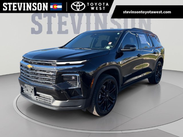 Used 2026 Chevrolet Traverse LT AWD/4WD image 1