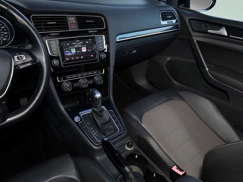 Used 2015 Volkswagen Golf SEL FWD image 25