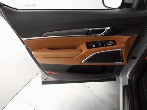 Used 2023 Kia Telluride SX Prestige X-Line image 19