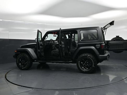 Used 2023 Jeep Wrangler Unlimited Sport AWD/4WD image 31