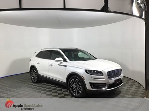 Used 2019 Lincoln Nautilus Reserve image 1