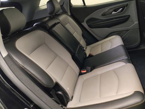 Used 2021 GMC Terrain SLT w/ Infotainment Package II image 19